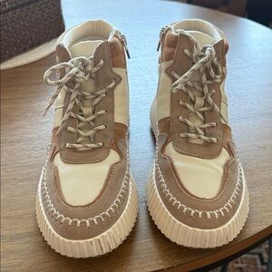 Dolce Vita Womens Bubbles Brown Leather Casual And Fashion Sneakers Like New